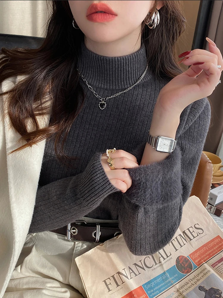 Stay Cozy and Stylish: Women's Turtleneck Sweater with Velvet Lining for Winter 2026 - Thick Thermal Knitting Pullover